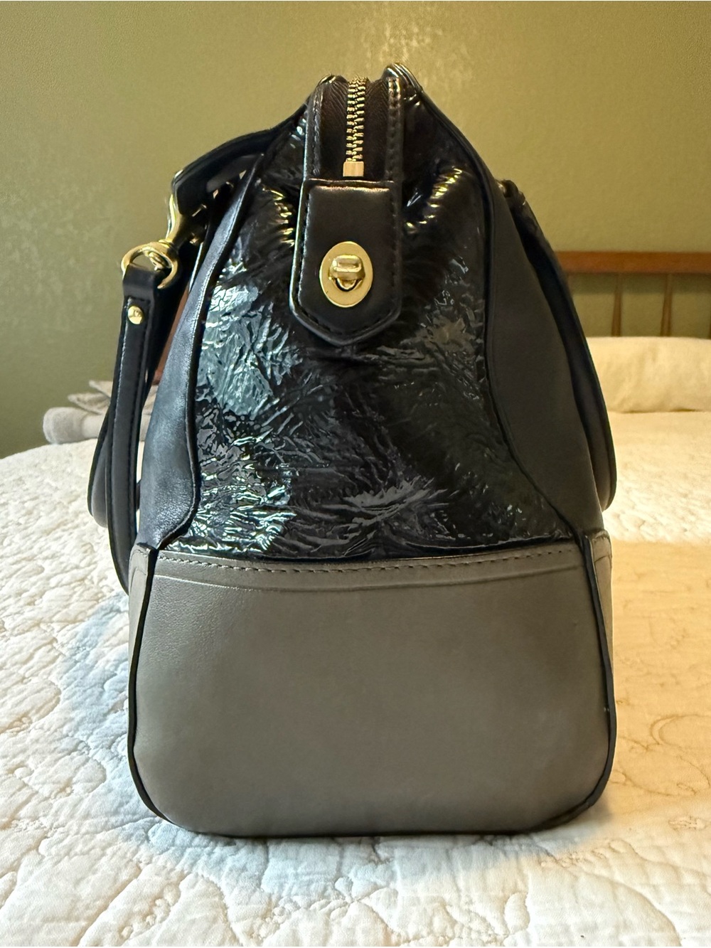 Coach Two-Tone Black and Green Leather Satchel - Picture 4 of 8